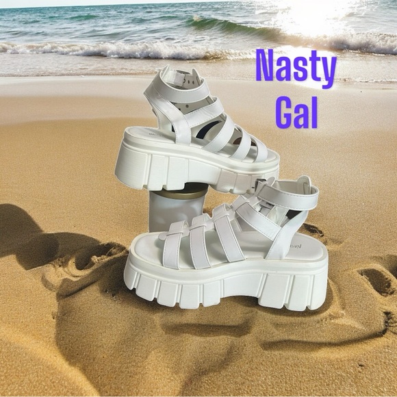 Nasty Gal block heel platform sandals sz 39/8-8.5US NWOT - Picture 2 of 9